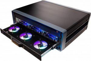 Servergerät mit leuchtenden Lüftern von MH Service